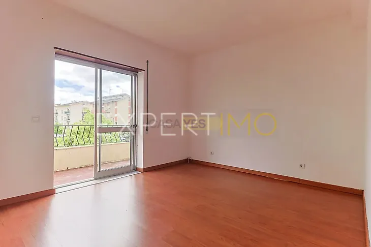 main-listing-picture-0