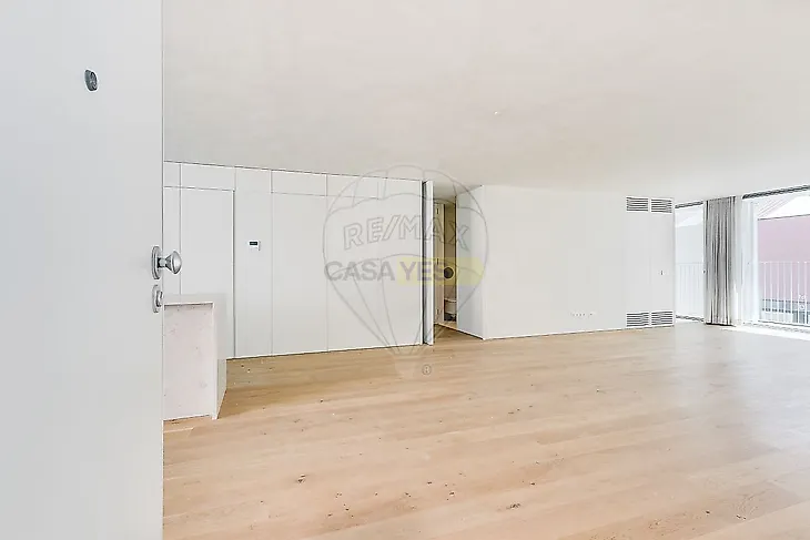 main-listing-picture-0