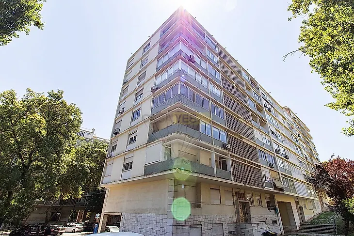 main-listing-picture-0