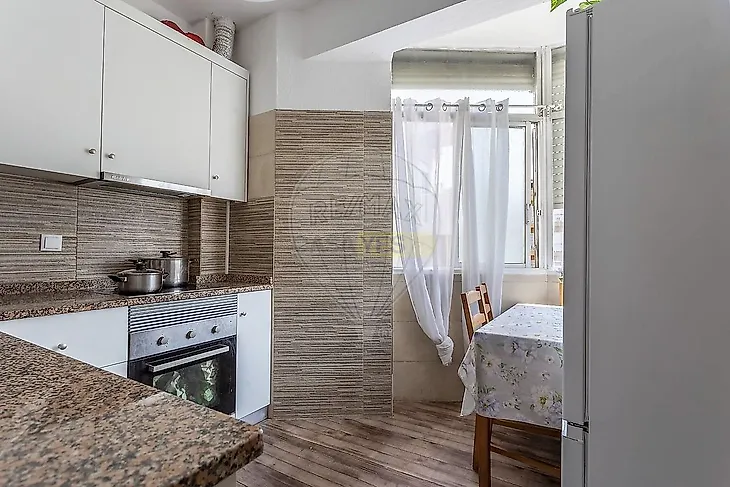 main-listing-picture-0
