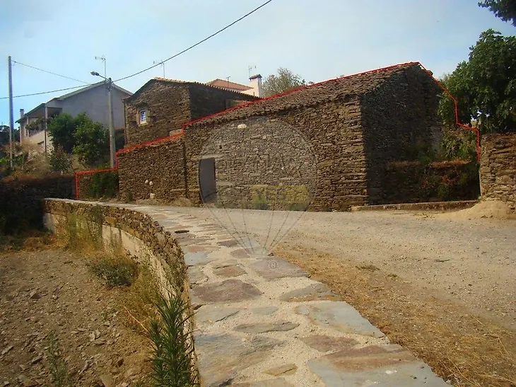 main-listing-picture-0