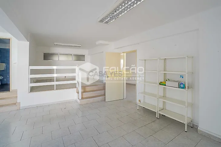main-listing-picture-0