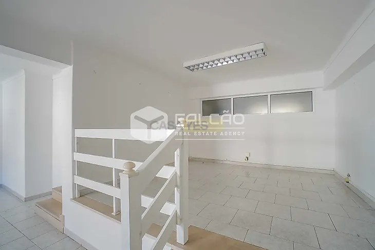 main-listing-picture-0