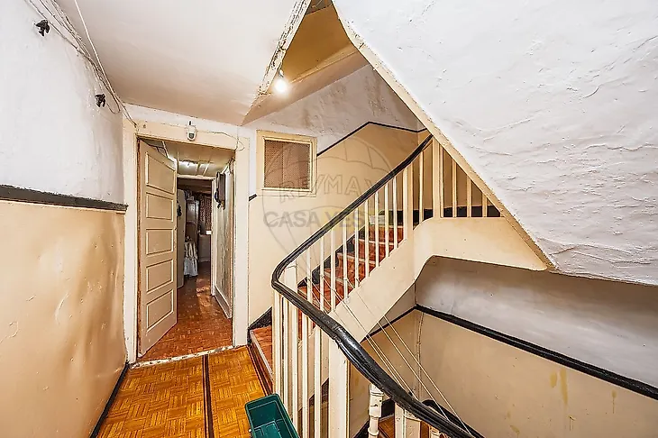 main-listing-picture-0