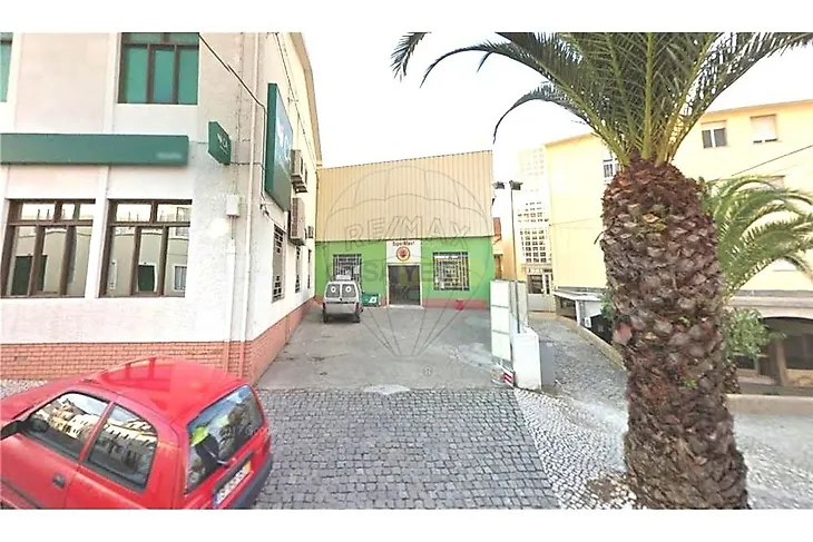 main-listing-picture-0