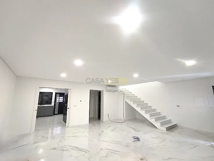 main-listing-picture-0