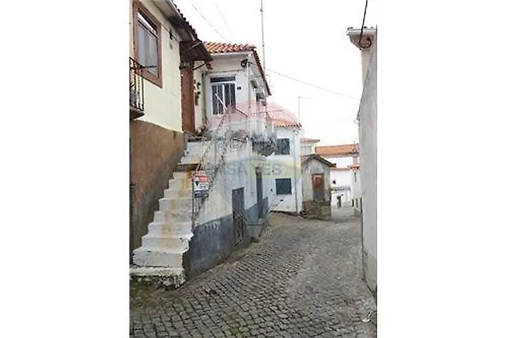 main-listing-picture-0