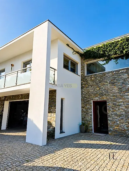 main-listing-picture-0