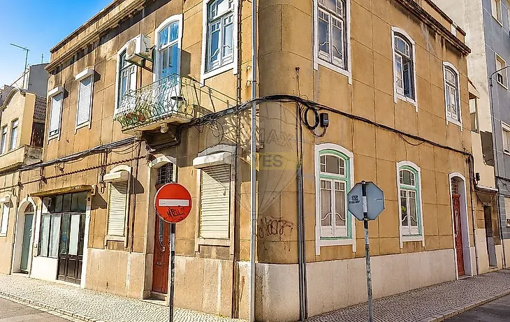 main-listing-picture-0