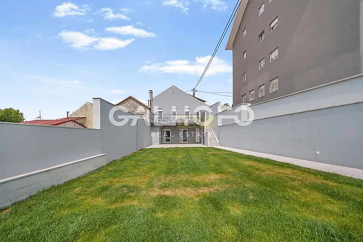 main-listing-picture-0
