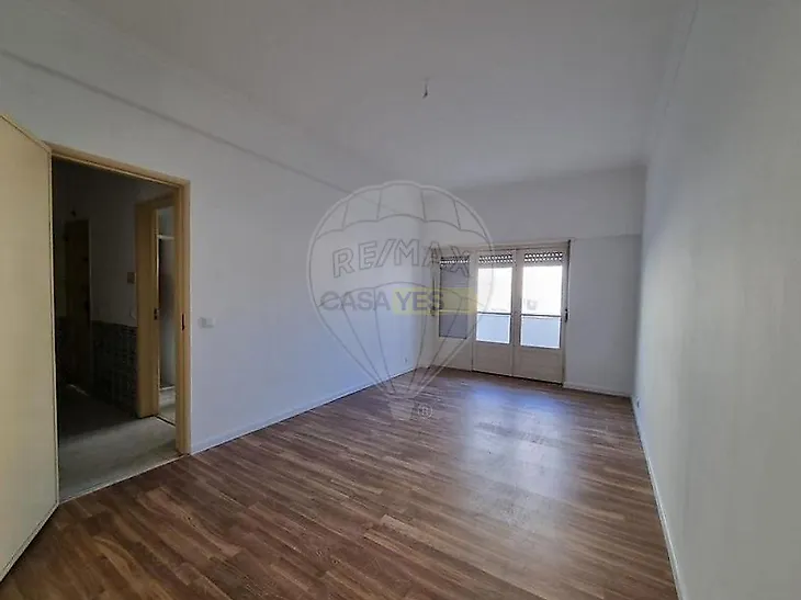main-listing-picture-0