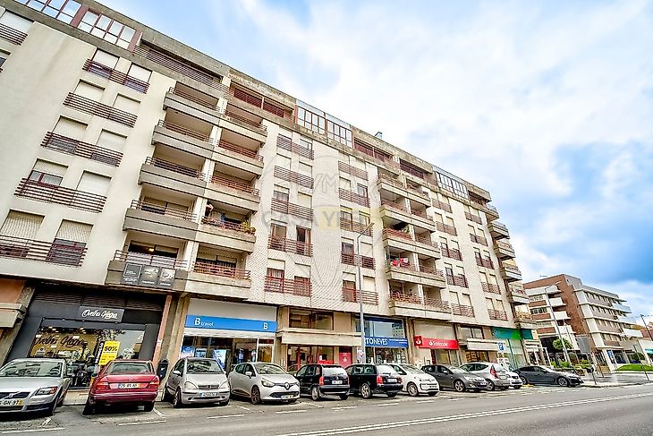 main-listing-picture-0