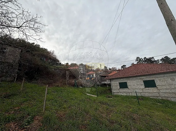 main-listing-picture-0