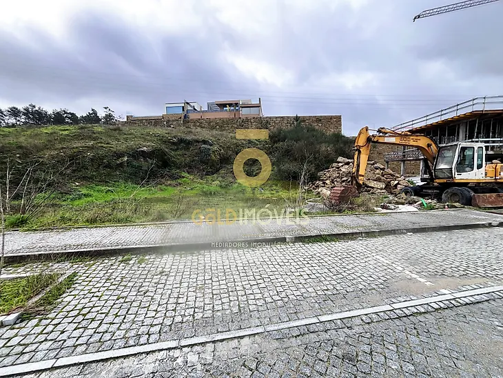 main-listing-picture-0