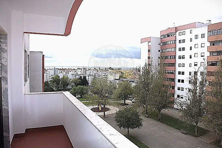 main-listing-picture-0