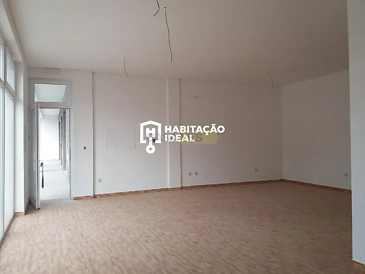 main-listing-picture-0