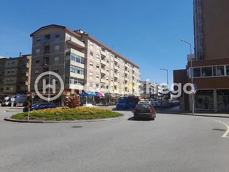 main-listing-picture-0