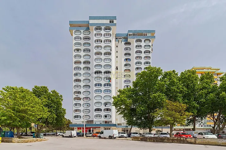 main-listing-picture-0