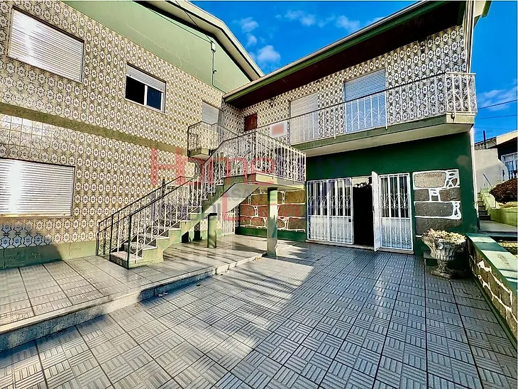 main-listing-picture-0