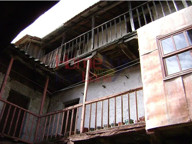 main-listing-picture-0