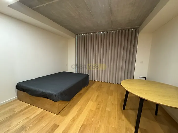 main-listing-picture-0