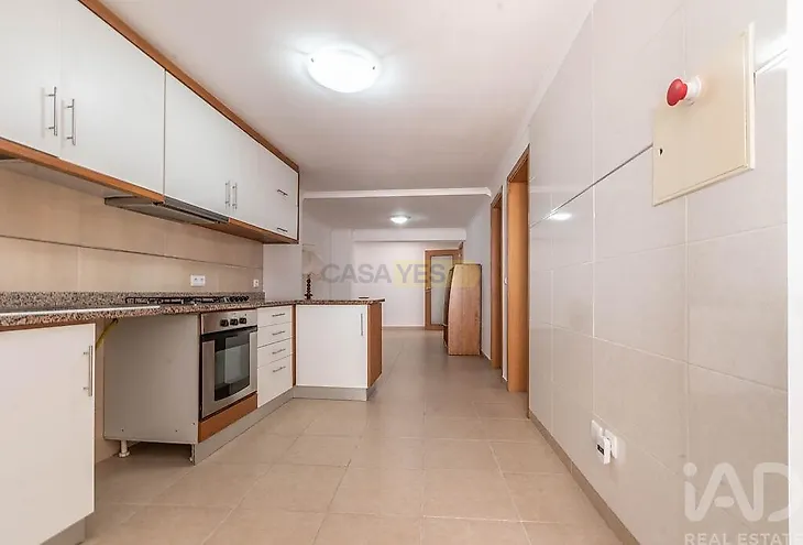 main-listing-picture-0