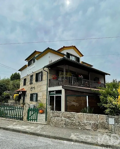 main-listing-picture-0