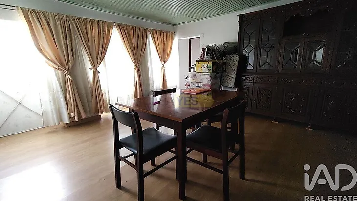 main-listing-picture-0
