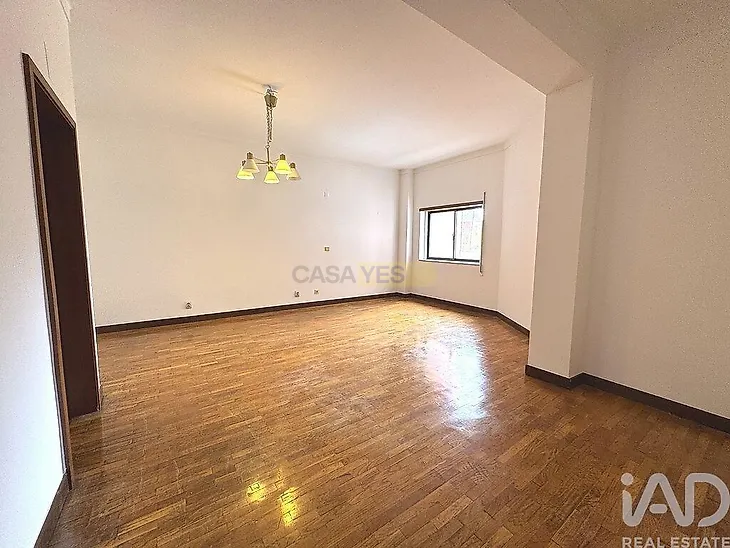 main-listing-picture-0