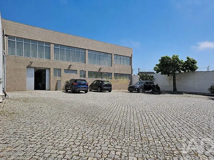 main-listing-picture-0