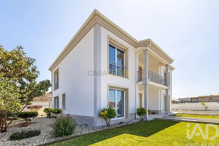 main-listing-picture-0
