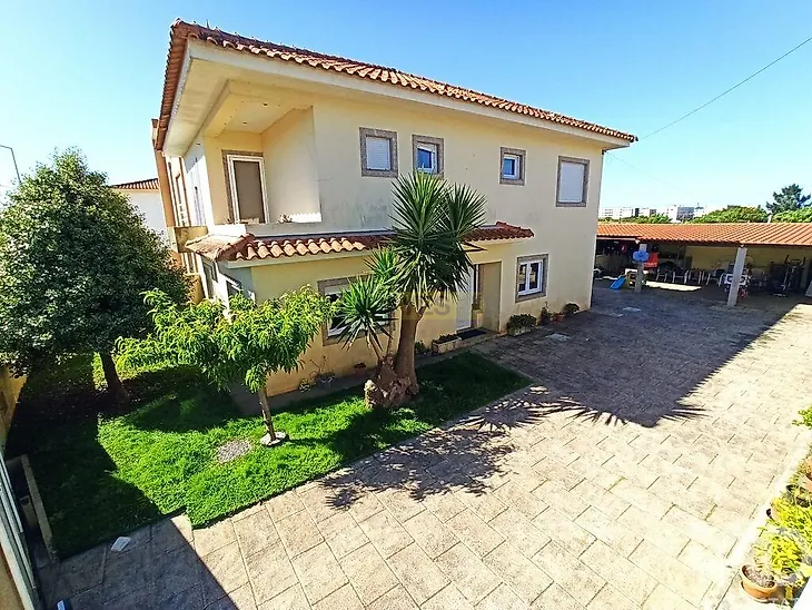 main-listing-picture-0