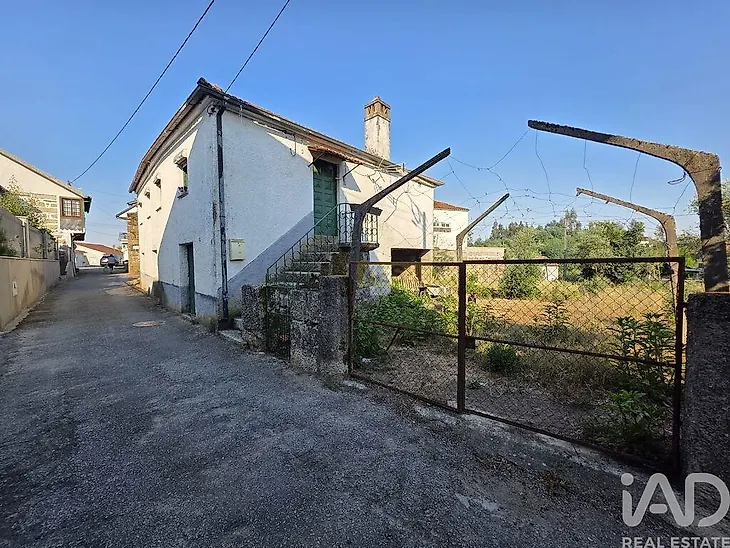 main-listing-picture-0