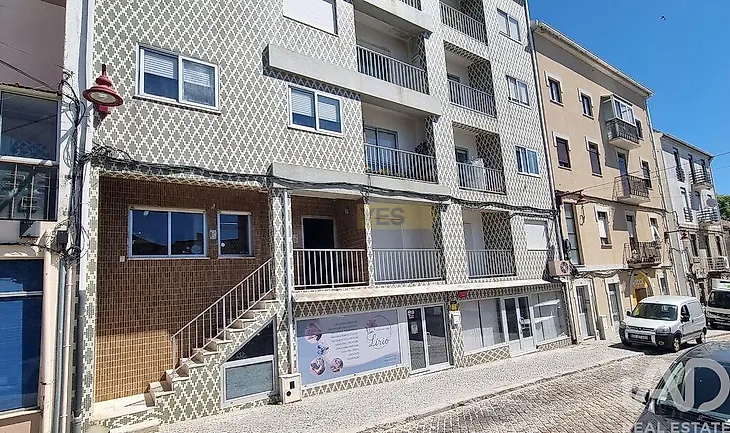 main-listing-picture-0