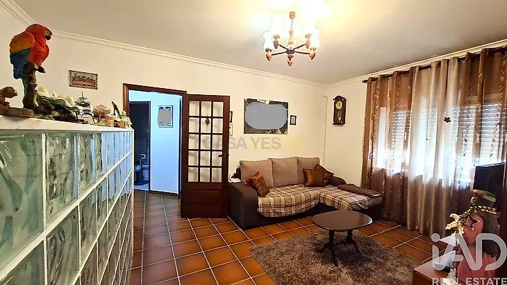 main-listing-picture-0