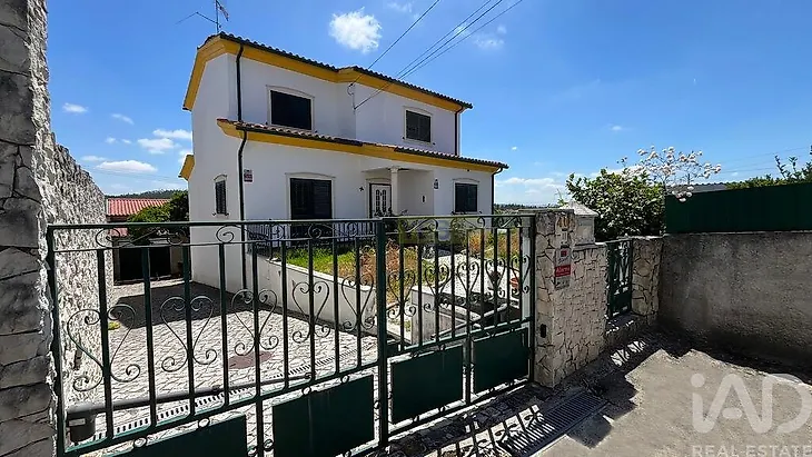 main-listing-picture-0