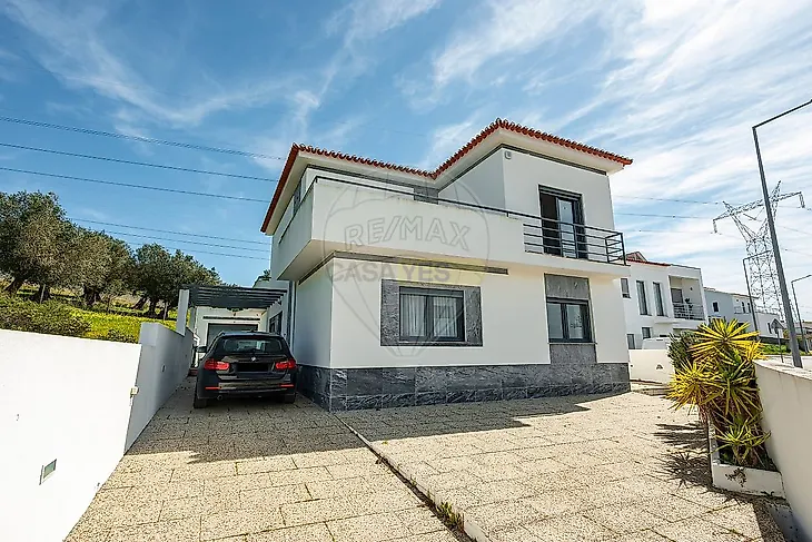 main-listing-picture-0