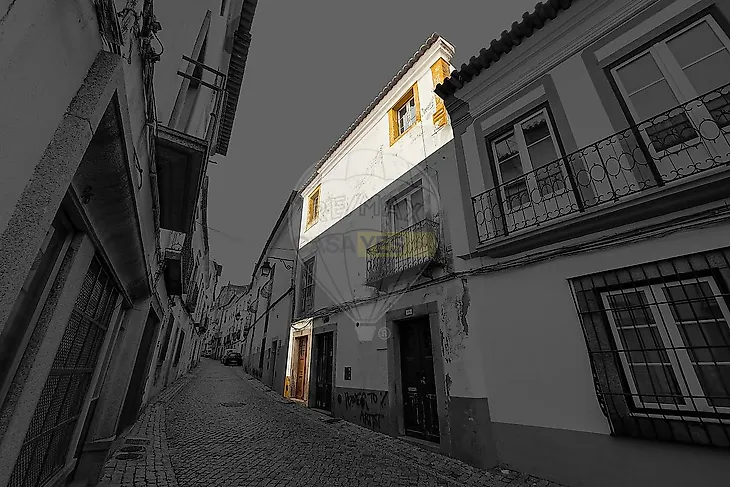 main-listing-picture-0