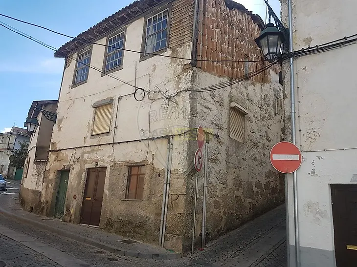 main-listing-picture-0