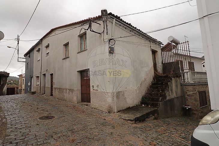main-listing-picture-0
