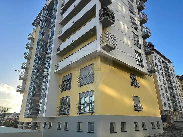main-listing-picture-0