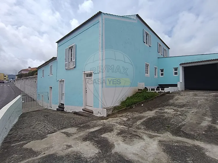 main-listing-picture-0