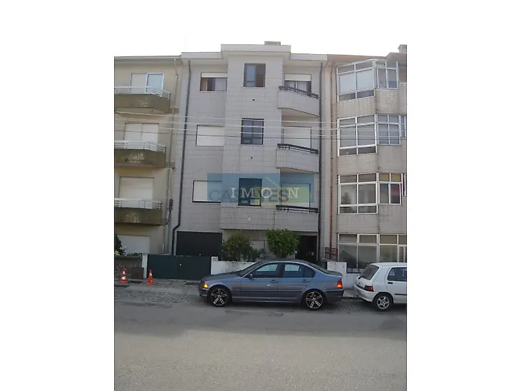 main-listing-picture-0