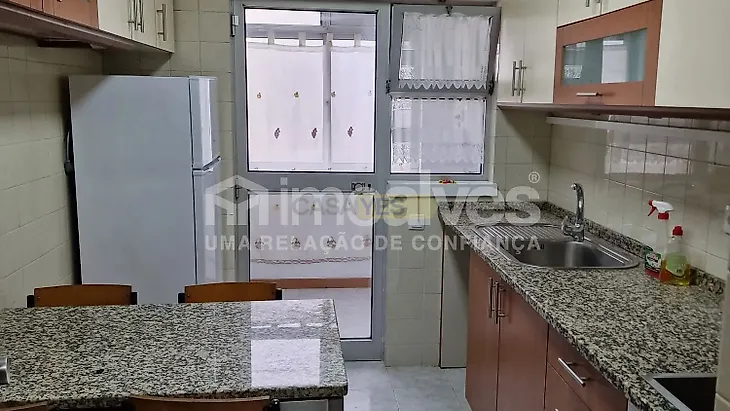 main-listing-picture-0