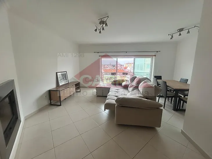 main-listing-picture-0