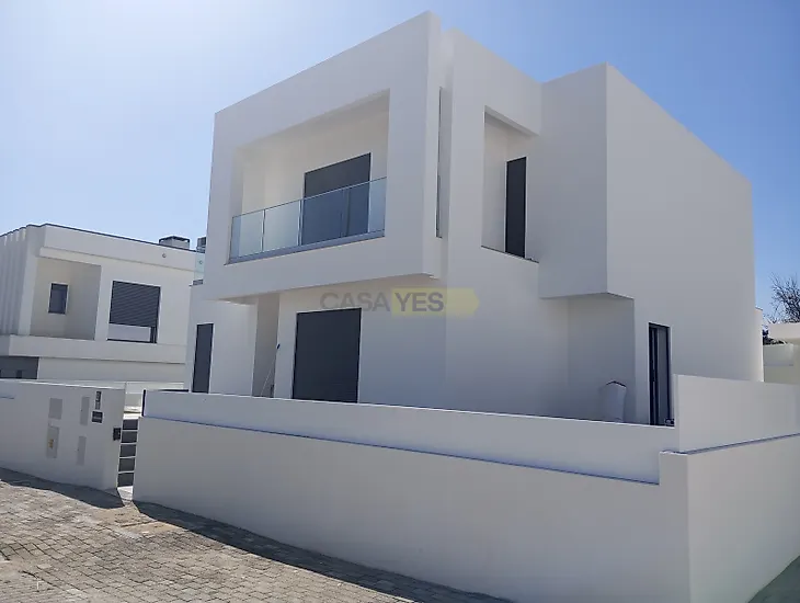 main-listing-picture-0