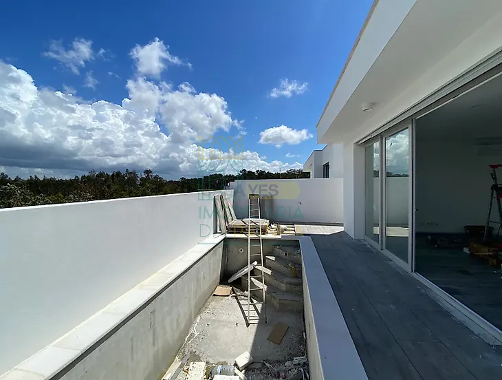 main-listing-picture-0