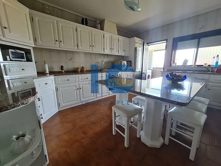 main-listing-picture-0