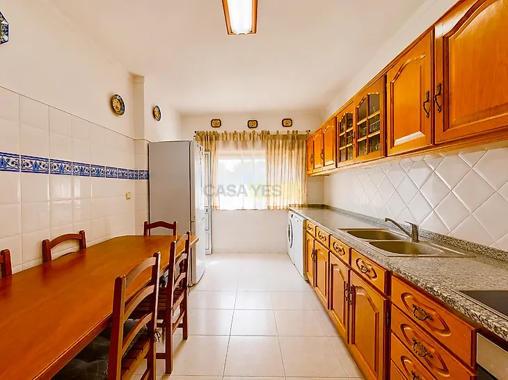main-listing-picture-0