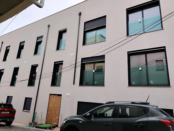 main-listing-picture-0